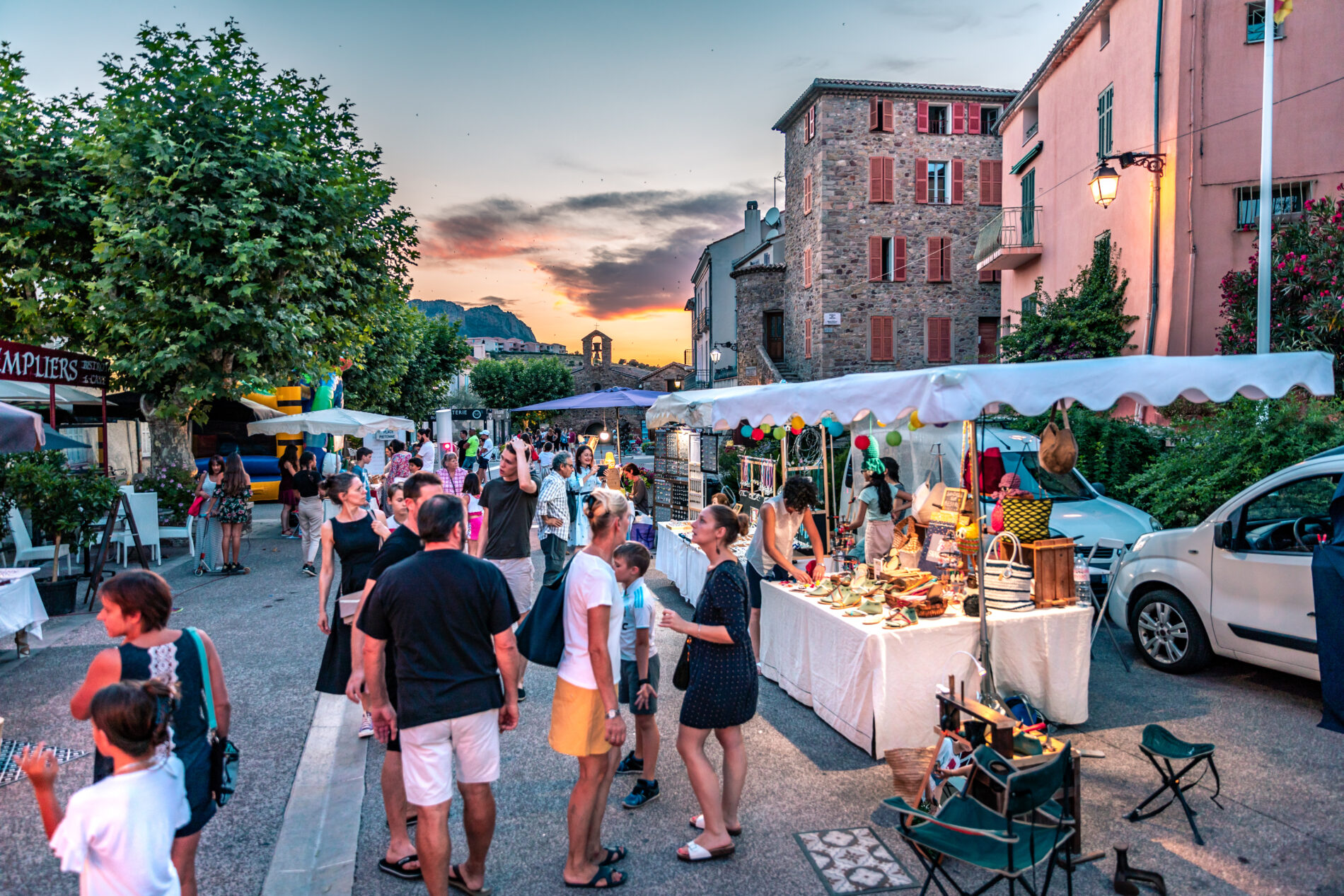 marché nocturne des créateurs 